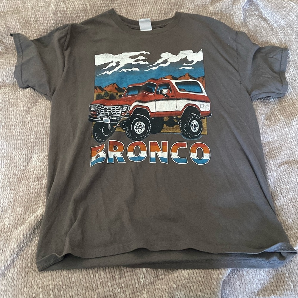 BRONCO - tee